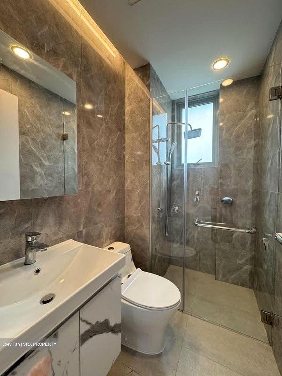 Sunshine Grove (D19), Apartment #625965391